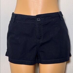 No Boundaries shorts